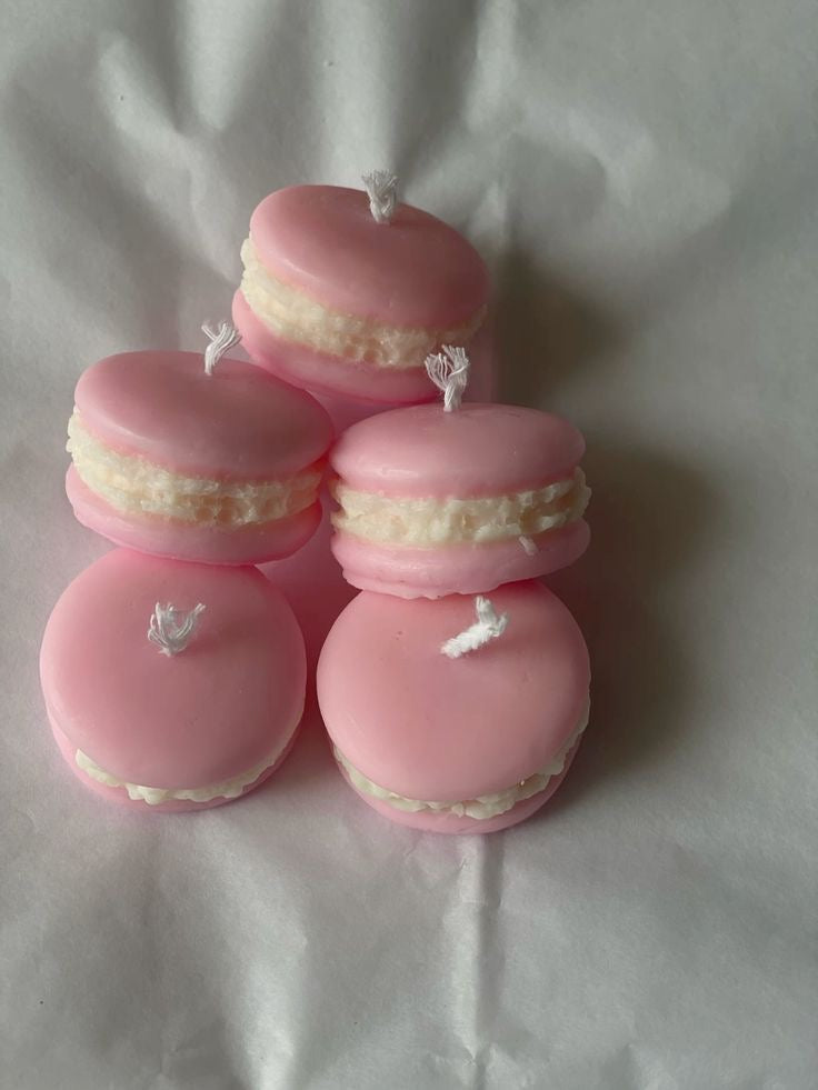 Macaroon Candles - Realistic scent