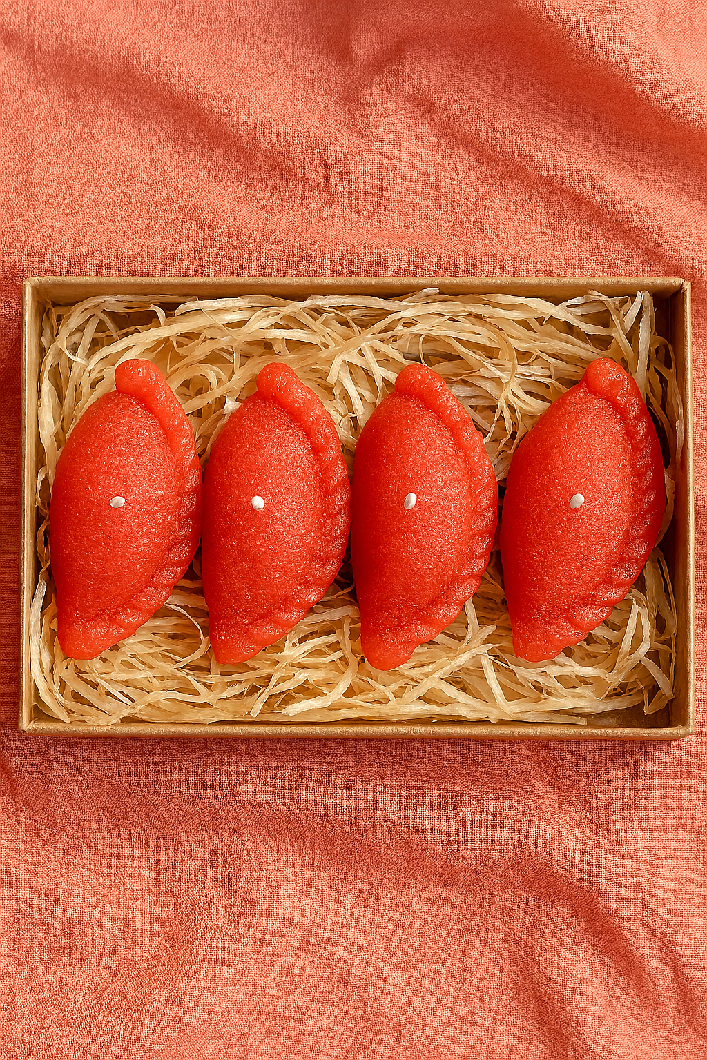 Handmade Kesar Gujiya Candle by Lume & Co. | decorative candle, product image 3 of 3